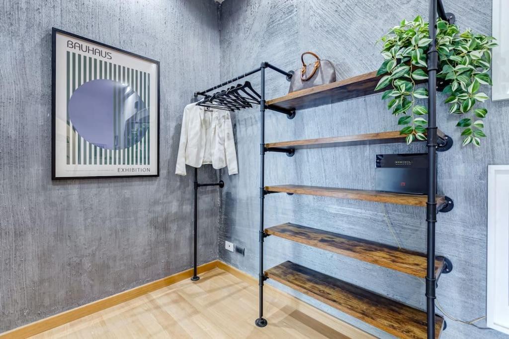 Apartment Bdc - Rome, Open City! 3-bdr!