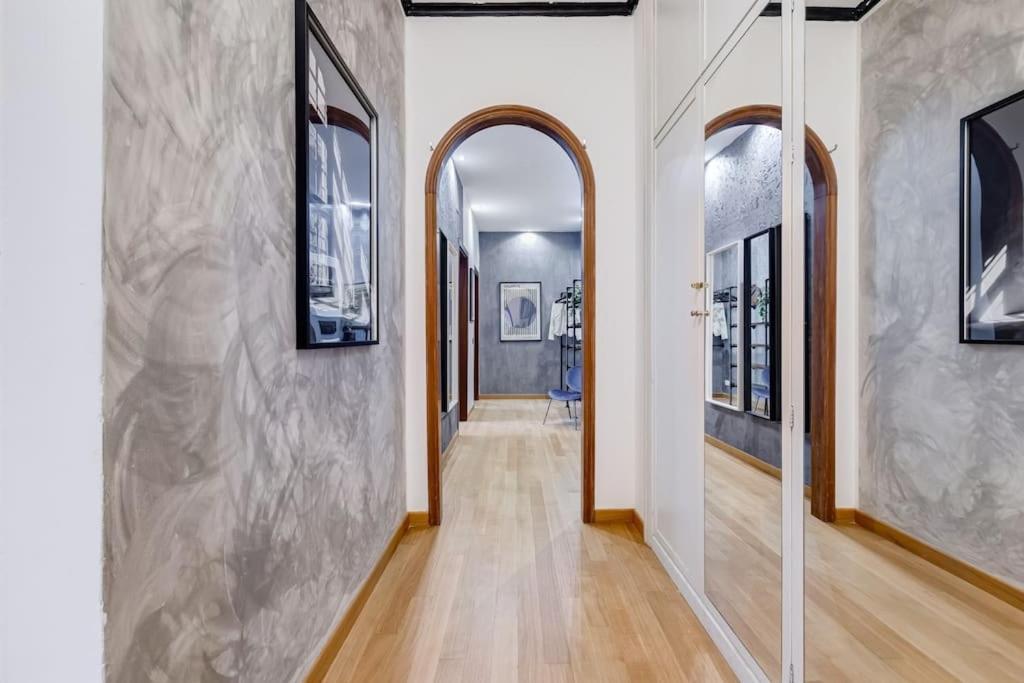 Bdc - Rome, Open City! 3-bdr! Apartment Rom