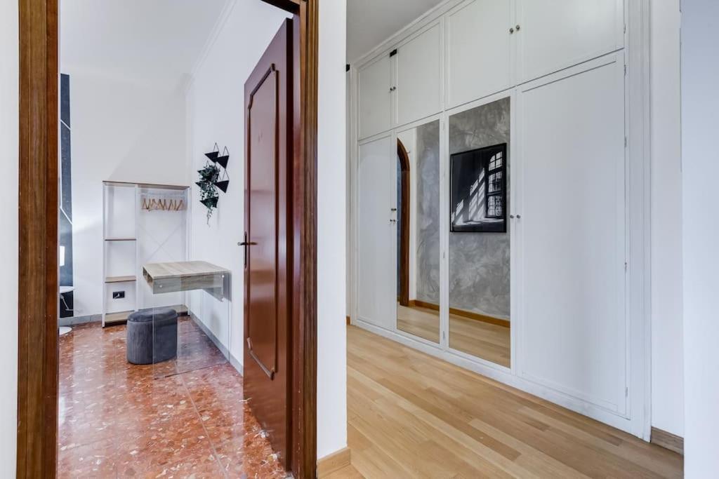 Appartamento Bdc - Rome, Open City! 3-bdr!