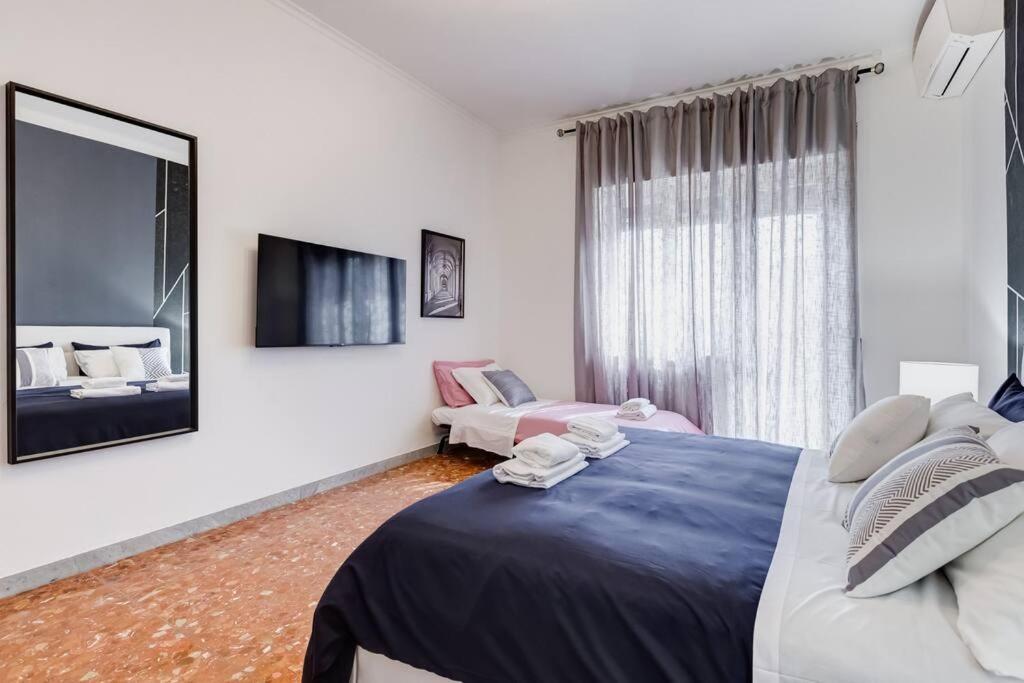 Appartamento Bdc - Rome, Open City! 3-bdr! *